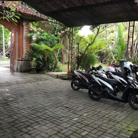 Gina'S Guest House Sanur Dış mekan fotoğraf